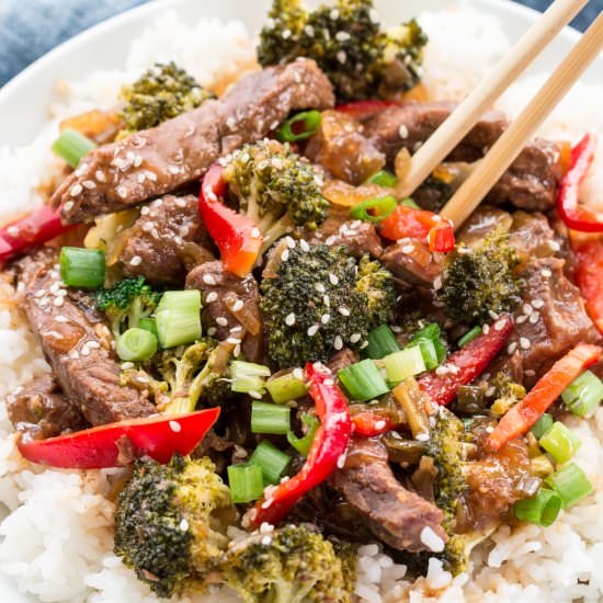SLOW COOKER BROCCOLI AND BEEF - Recipe photo by The Food Cafe
