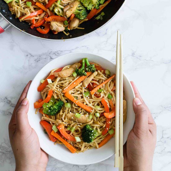 Chicken Lo Mein - Recipe photo by pepperdelight