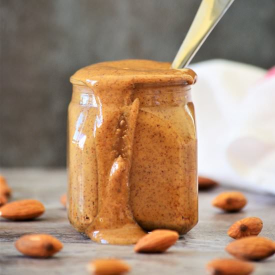 DIY Home-made Almond Butter - Recipe photo by foodiesterminal