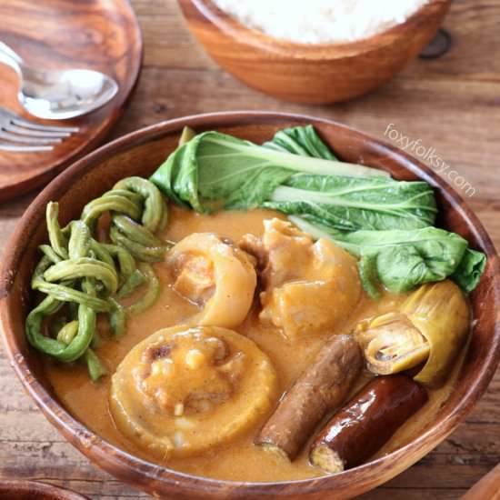 KARE KARE (OXTAIL & TRIPE STEW) - Recipe photo by foxy folksy
