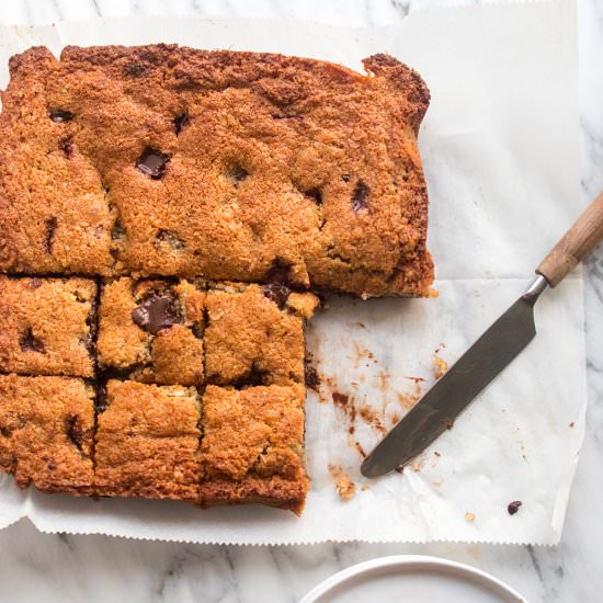 Loaded Gluten Free Macaroon Bars - Recipe photo by lizzyandizzy