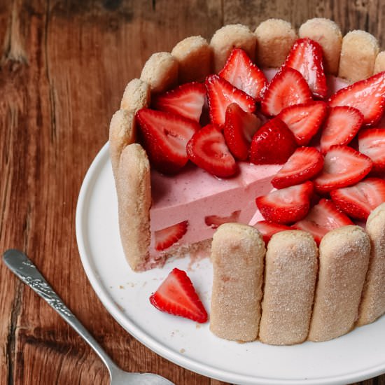 Strawberry Charlotte Cake - Recipe photo by pardon your french
