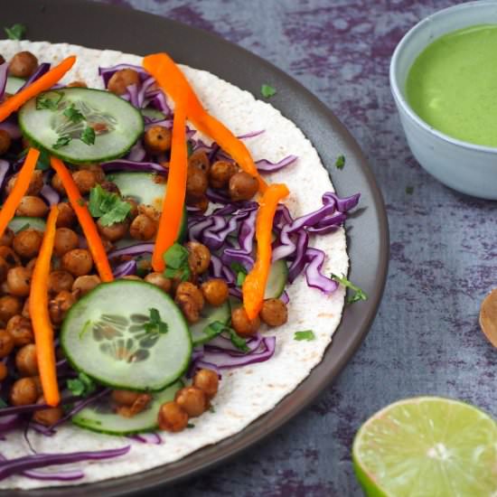 Vegan rainbow wraps with chickpeas - Recipe photo by FlyingFoodie