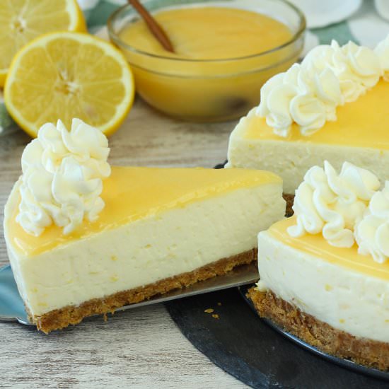 No Bake Lemon Cheesecake - Recipe photo by El Mundo Eats