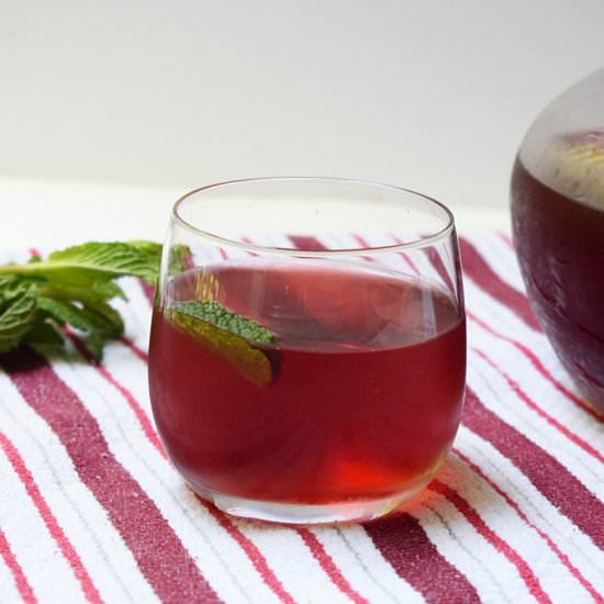 Iced Hibiscus Tea with Mint - Recipe photo by nibblesandbits