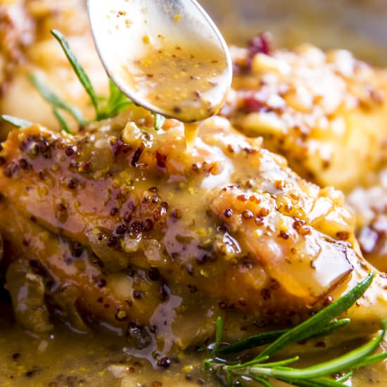 Honey Mustard Chicken with Bacon - Recipe photo by FoodFanatical