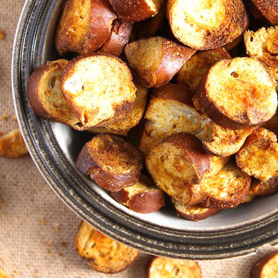 How to Make Pretzel Chips - Recipe photo by adinutza