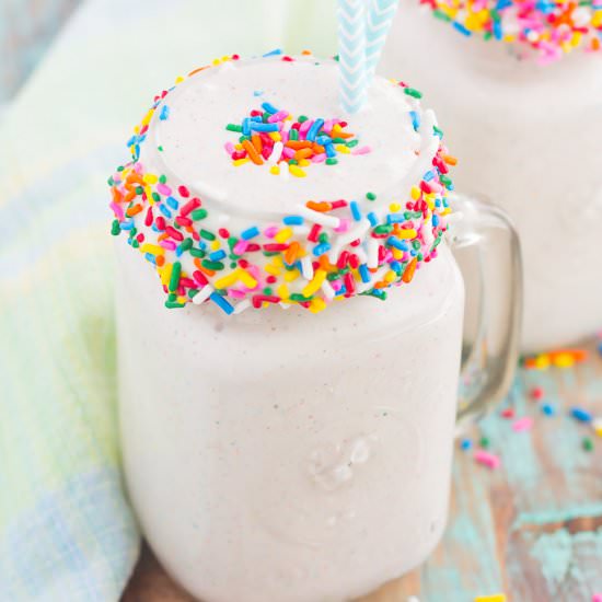 Funfetti Cake Batter Milkshake - Recipe photo by pumpkinnspice