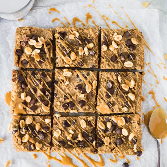 Peanut Butter Chocolate Blondies - Recipe photo by Danilicious