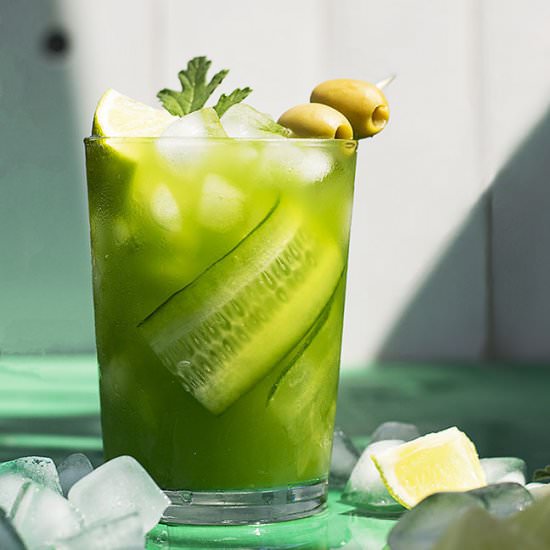Cucumber, lime and Gin cocktail - Recipe photo by thehungrybites.com