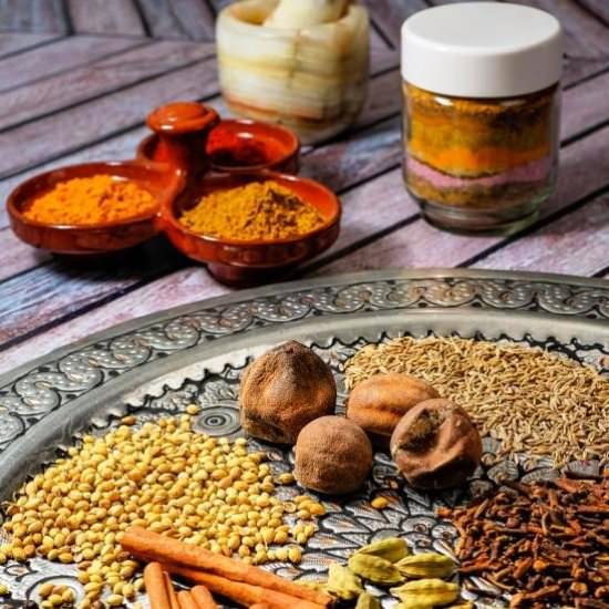 ADVIEH (PERSIAN SPICE MIX RECIPE) - Recipe photo by thedeliciouscrescent