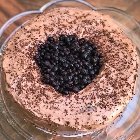 Keto blueberry chocolate cake - Recipe photo by buttertogetherkitchen