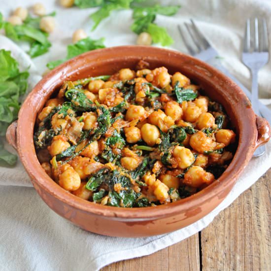 Spanish Spinach and Chickpeas - Recipe photo by Spain on a Fork