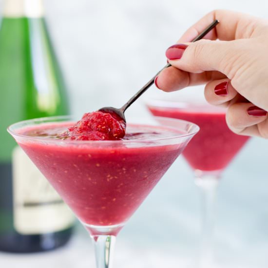 Raspberry Prosecco Slushie - Recipe photo by electricbluefood