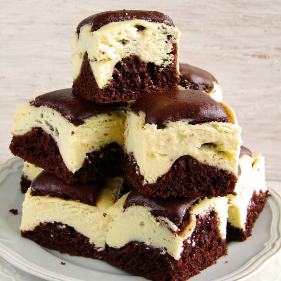 Chocolate cake with cheese - Recipe photo by Izaa