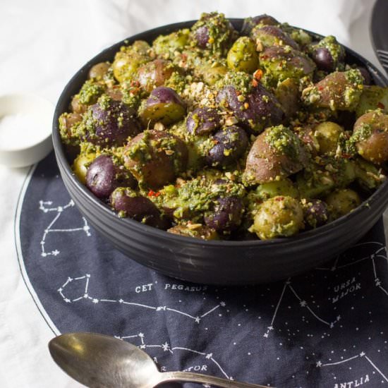 Sorrel & new potato salad - Recipe photo by theverdigris