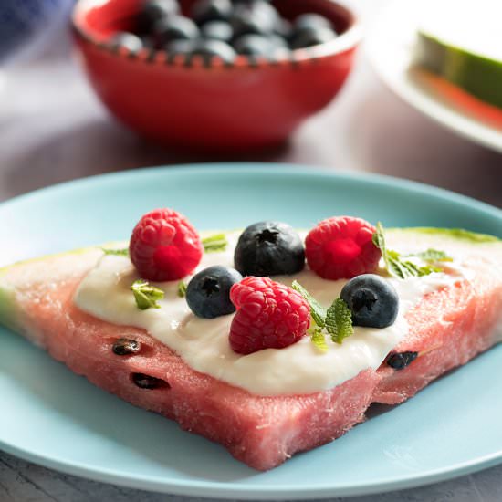 DIY watermelon pizza - Recipe photo by Mandy Sneaky Veg