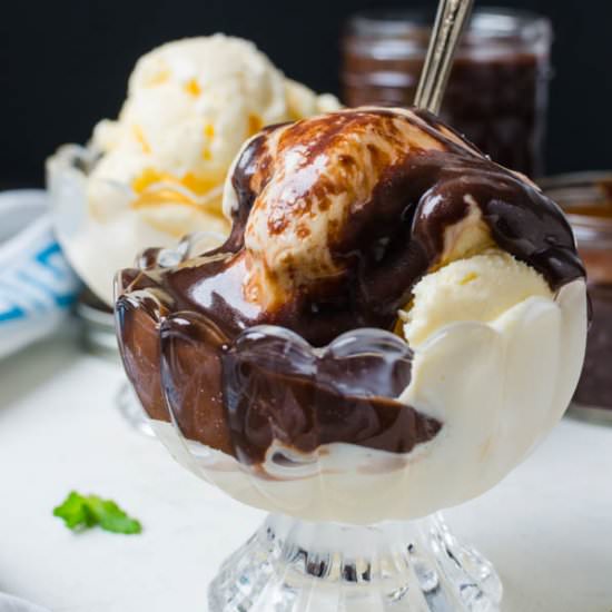 Dark Chocolate Mint Sauce - Recipe photo by garlic and zest