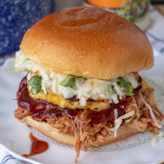 Best Ever BBQ Pulled Chicken - Recipe photo by MamaGourmand