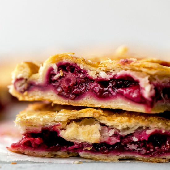 Strawberry Blackberry Slab Pie - Recipe photo by sallysbakingaddiction