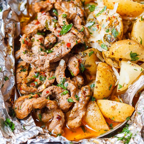 Garlic Steak & Potato Foil Packs - Recipe photo by Eatwell 101