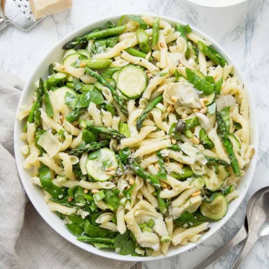 Spring Pasta Salad with Asparagus - Recipe photo by Elle Republic