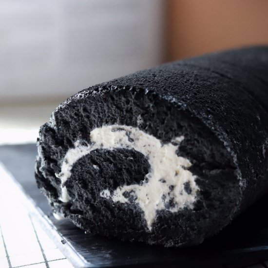 Charcoal Black Sesame Swiss Roll - Recipe photo by KoalifiedBaking