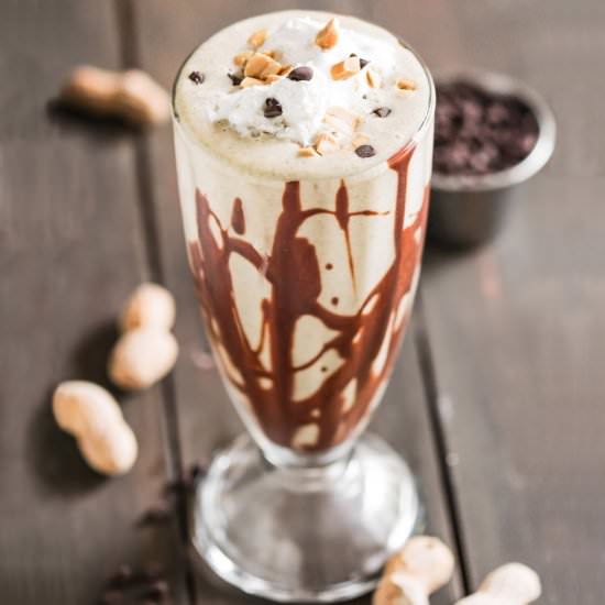 Healthy Snickers Smoothie - Recipe photo by dessertswithbenefits