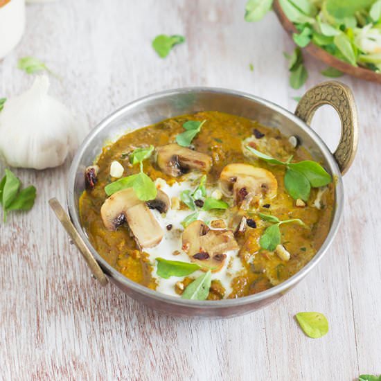 Lahsuni Methi Mushrooms - Recipe photo by onetsp
