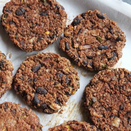 Quinoa Oat Black Bean Burger - Recipe photo by spiceinthebox