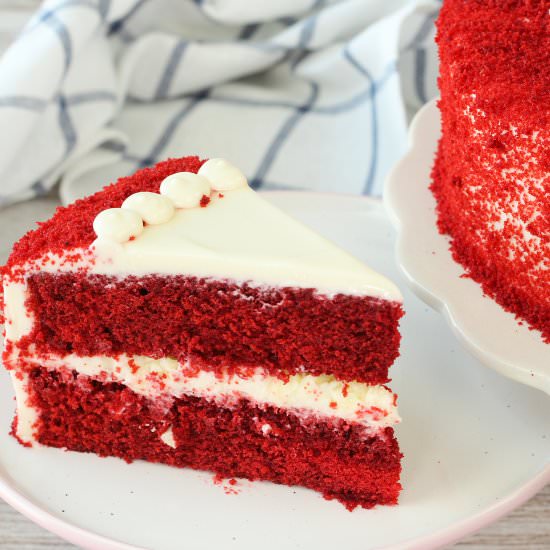 Red Velvet Cake - Recipe photo by El Mundo Eats