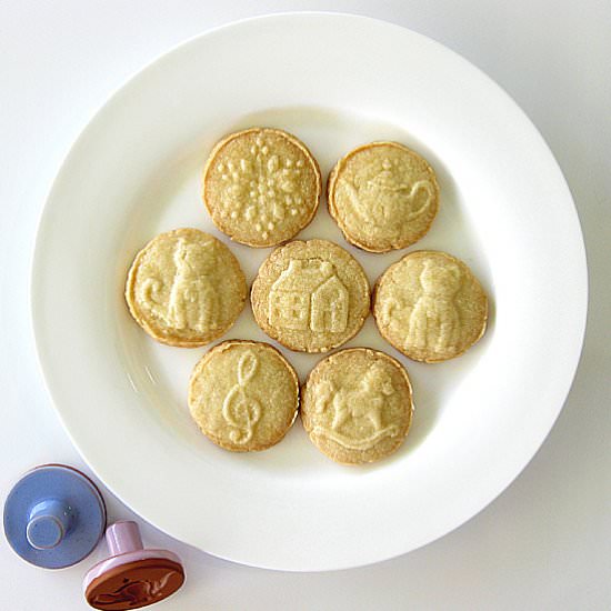 Stamped Shortbread Cookies - Recipe photo by delightfulrepast