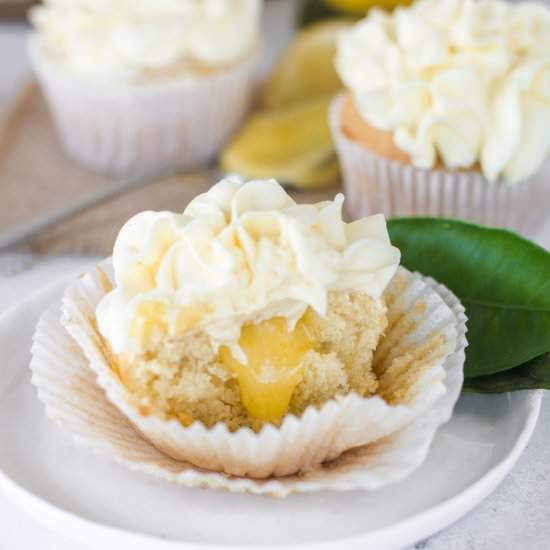 Lemon Curd Cupcakes - Recipe photo by theitsybitsykitchen