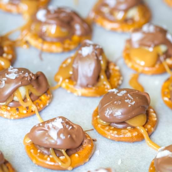 Chocolate Macadamia Pretzel Caramel - Recipe photo by TheKitchenWhisperer
