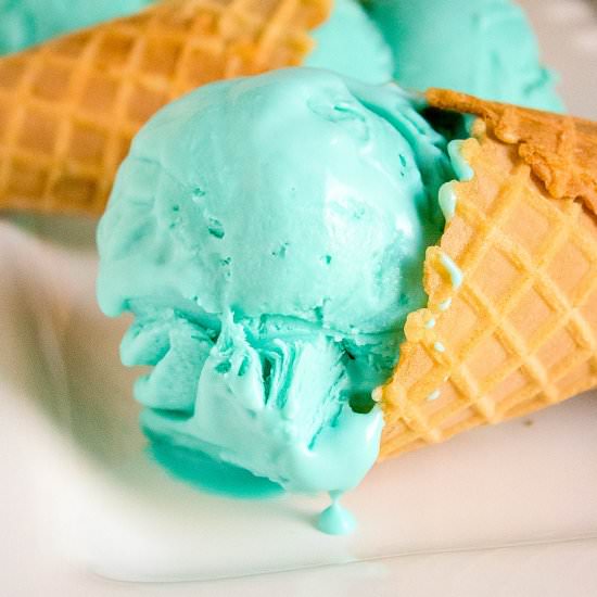 Blue Moon Ice Cream - Recipe photo by BakingBeauty