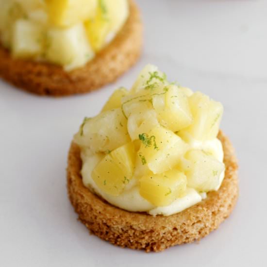 Pineapple Tartelettes - Recipe photo by lilcookieblog