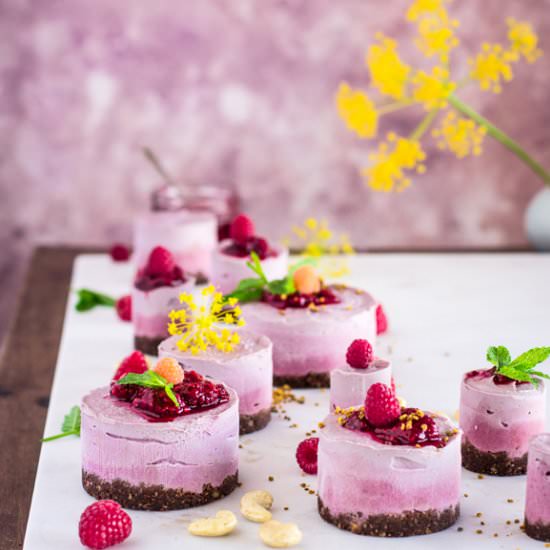 No-Bake Vegan Raspberry Cheesecake - Recipe photo by Can Caramelo