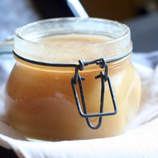 Homemade applesauce - Recipe photo by Lemabor