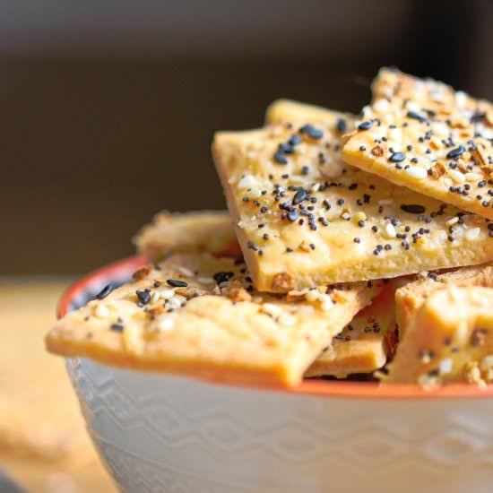 Cheddar Everything Crackers - Recipe photo by joeats