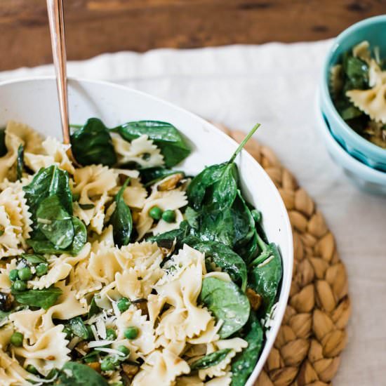 AN EASY SUMMER PASTA SALAD - Recipe photo by mlovesm
