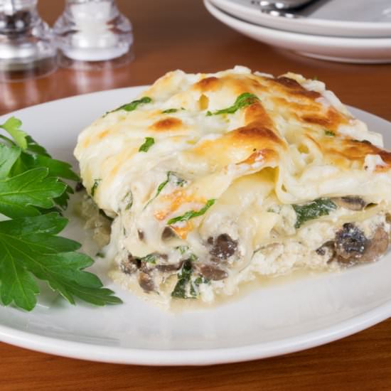 Creamy Mushroom and Spinach Lasagna - Recipe photo by For the Love of Cooking