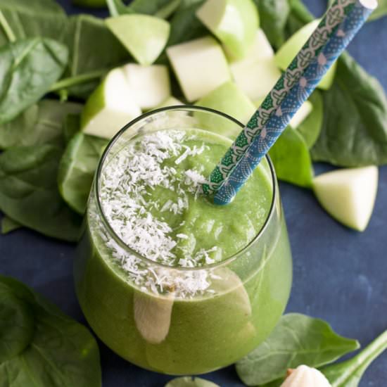 Green Apple Smoothie - Recipe photo by SundaySupper