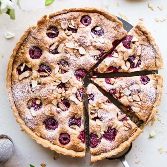 Vegan bakewell tart - Recipe photo by lazycatkitchen