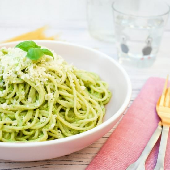 Kale and Cashew Pesto Spaghetti - Recipe photo by Jacqueline - Tinned Tomatoes