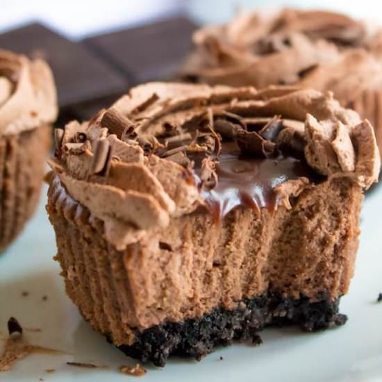 Mini Triple Chocolate Cheesecakes - Recipe photo by QueensleeAppetit