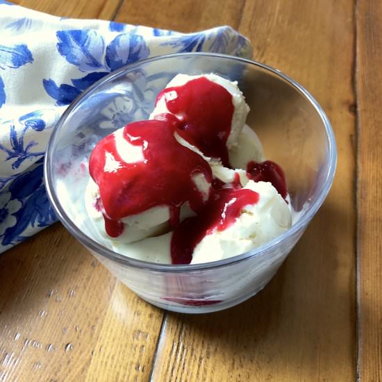 Rum Raspberry Dessert Sauce - Recipe photo by thirstyradish