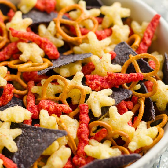 Patriotic Snack Mix - Recipe photo by The Creative Bite