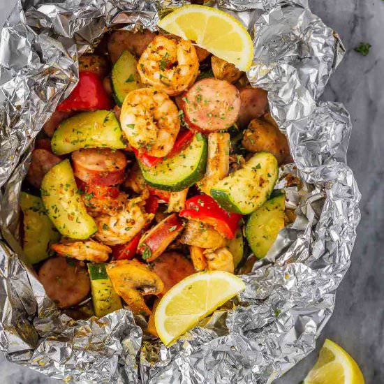 Cajun Shrimp and Sausage Foil Packs - Recipe photo by bake.eat.repeat.