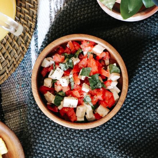 EASY RECIPE: TOMATO AND MOZZARELLA - Recipe photo by theanastasiaco