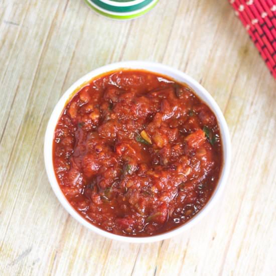 How To Make Pizza Sauce - Recipe photo by Mintsrecipes